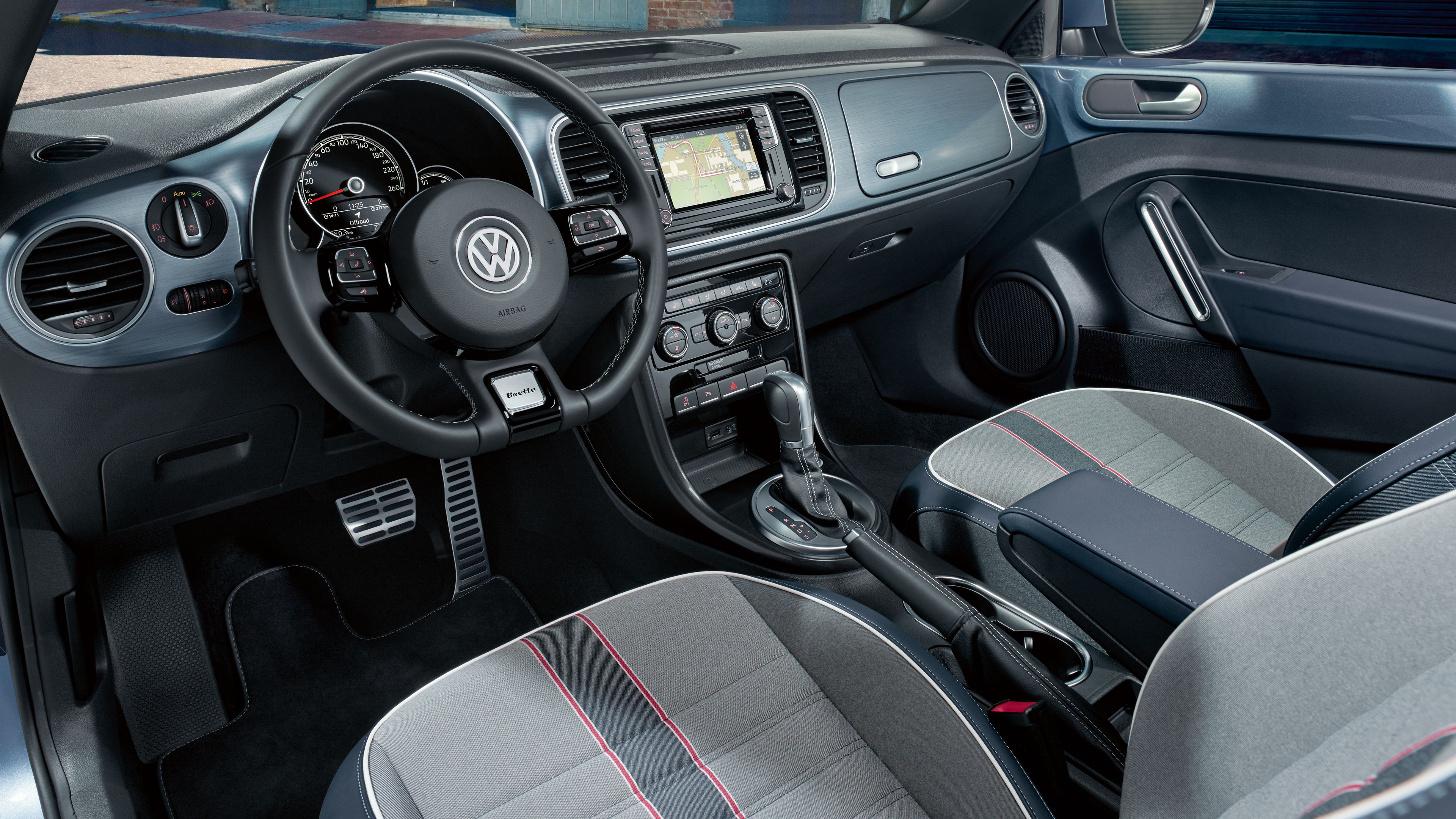 vw volkswagen beetle cabriolet innen interieur 