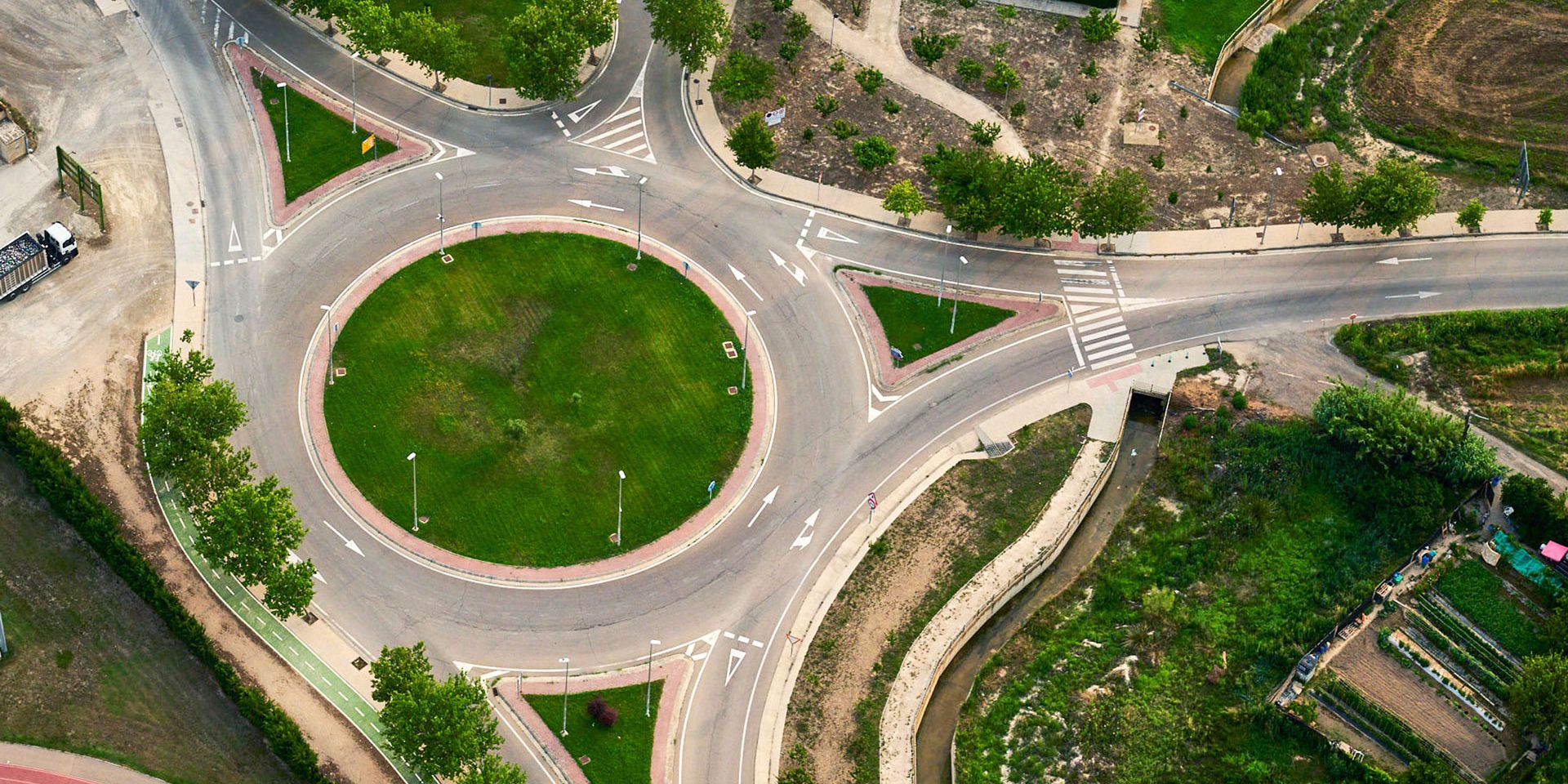 Ansicht eines Kreisverkehrs von oben - WLTP-Verfahren