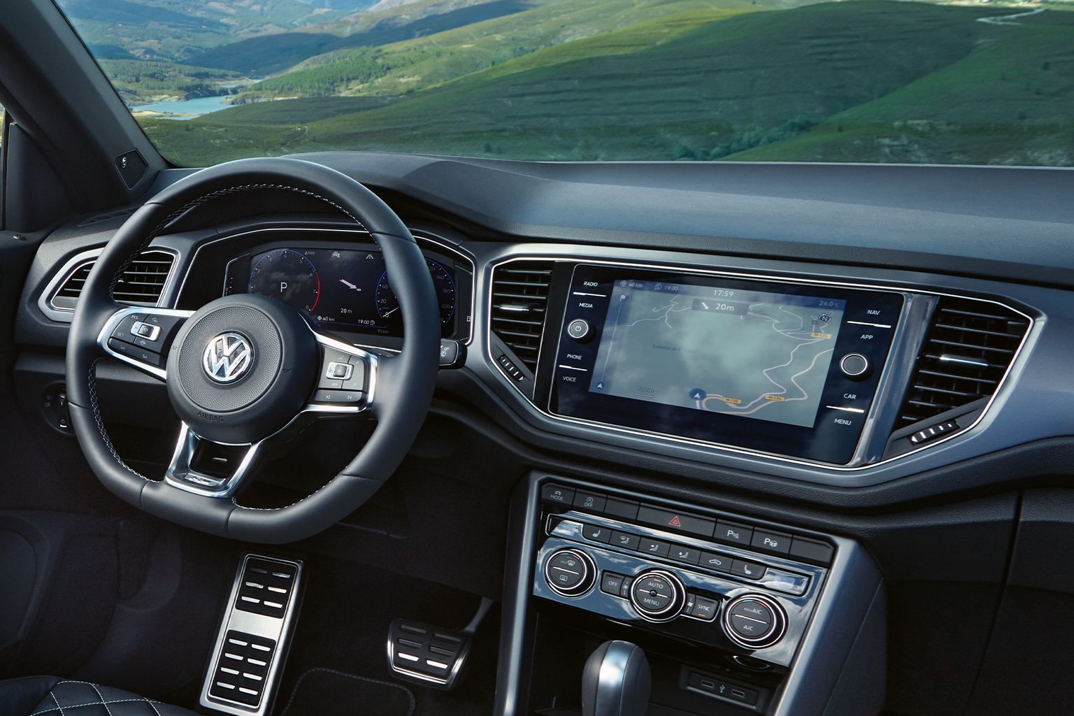 VW T-Roc Cabriolet Vorgängermodell cockpit