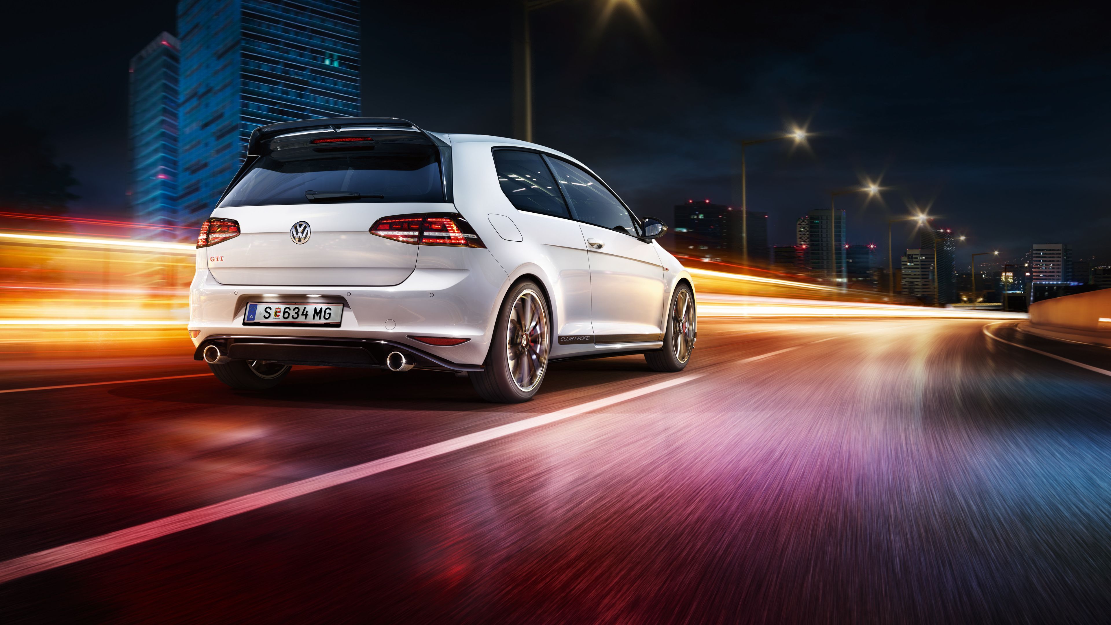 vw volkswagen golf gti weiß heckansicht