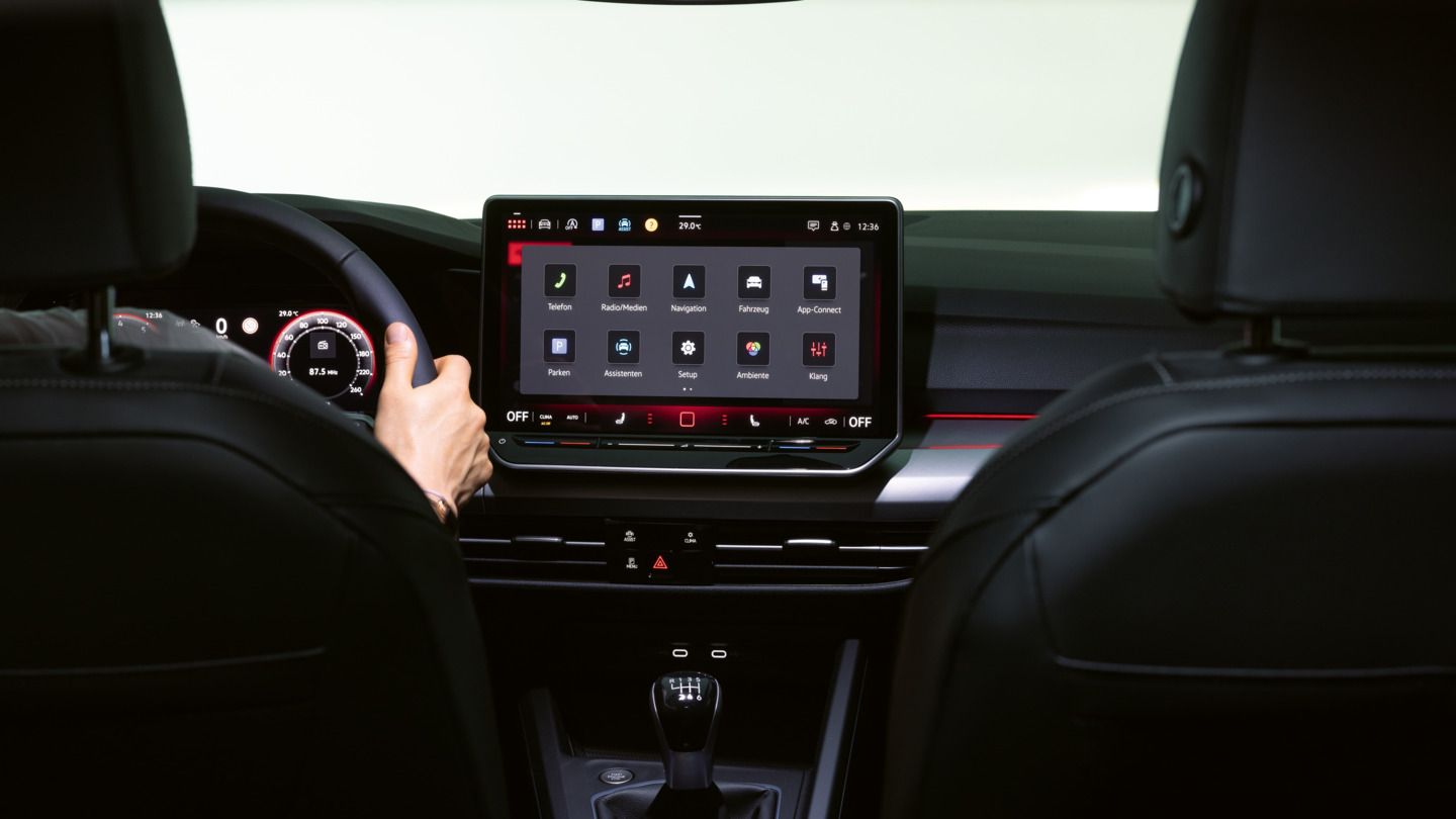 Das Navi und die Gangschaltung im VW Golf Rabbit