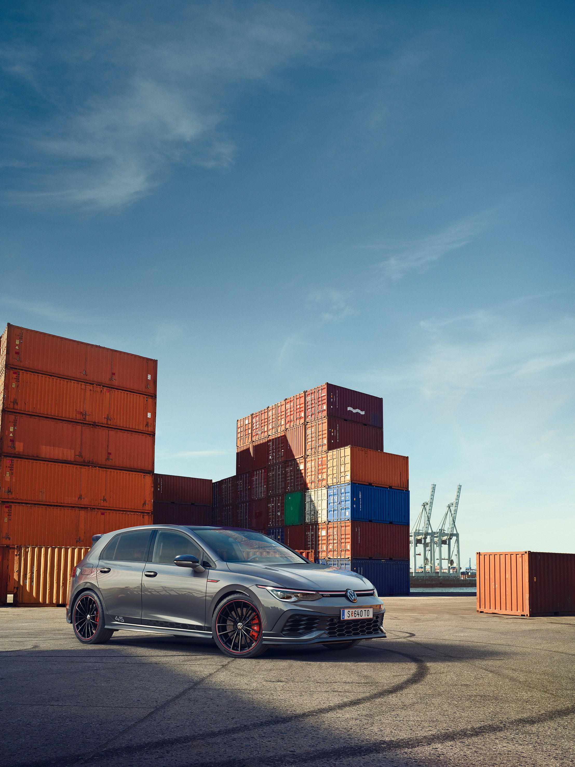 VW Golf GTI Clubsport 45 frontal